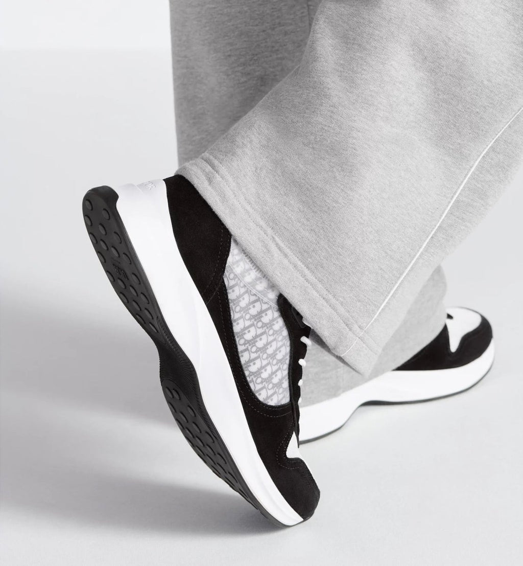 'B25' Sneaker - Style Outlet