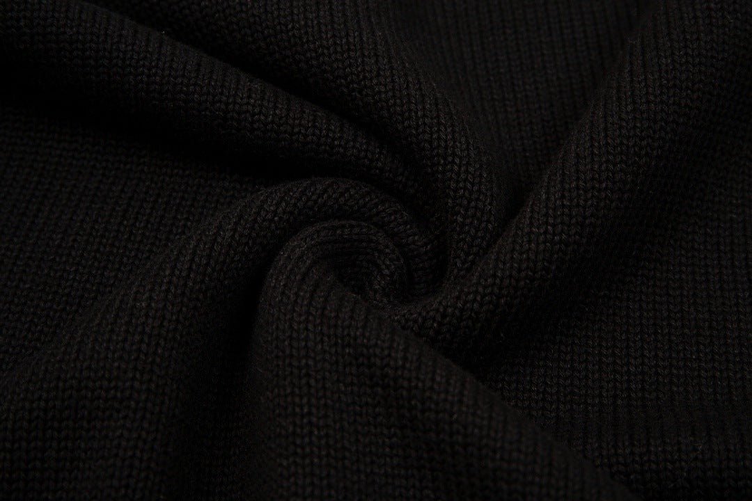 'Heart' - Sweater - Style Outlet