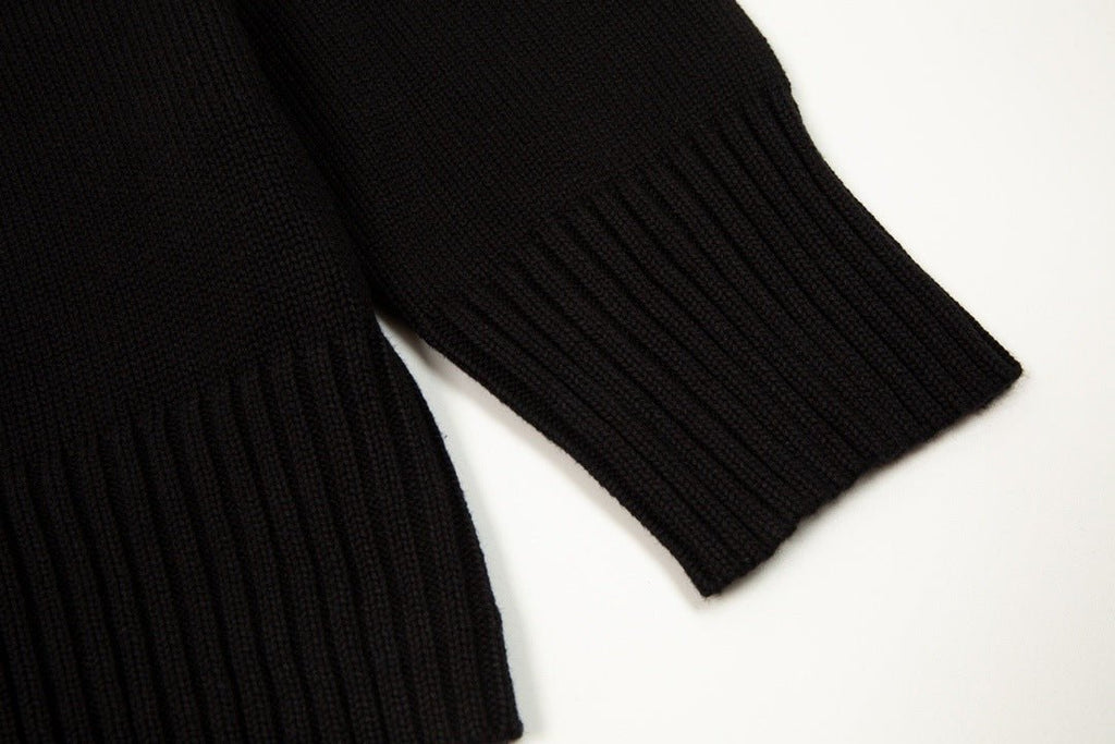 'Heart' - Sweater - Style Outlet