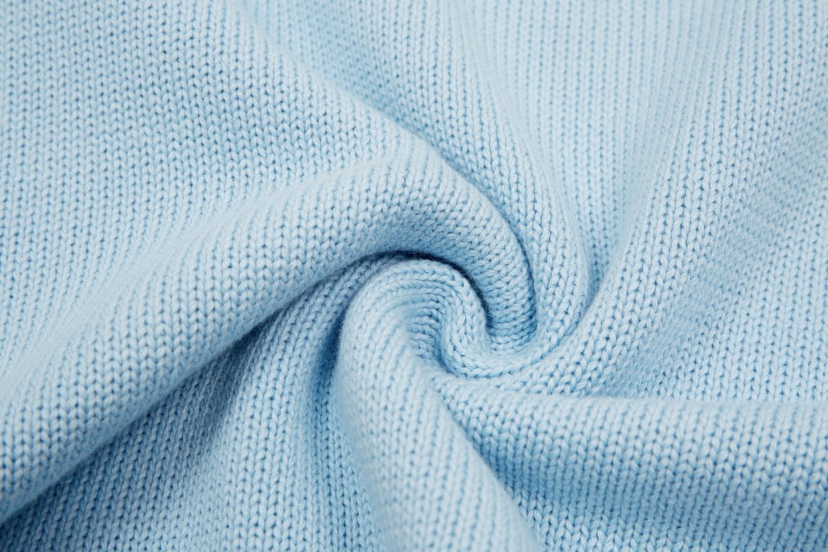 'Heart' - Sweater - Style Outlet