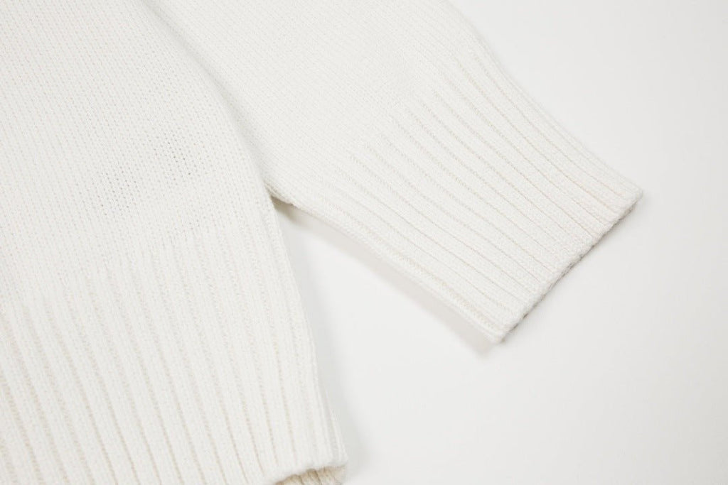 'Heart' - Sweater - Style Outlet