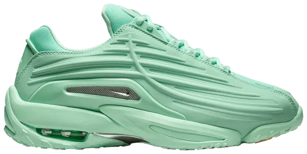 'Hot Step' Sneaker - Style Outlet