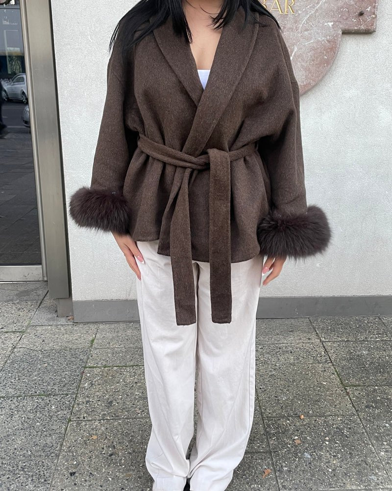 Kurzer Wollmantel mit Fellbesatz - Style Outlet