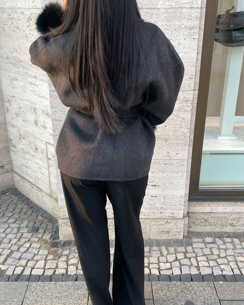 Kurzer Wollmantel mit Fellbesatz - Style Outlet