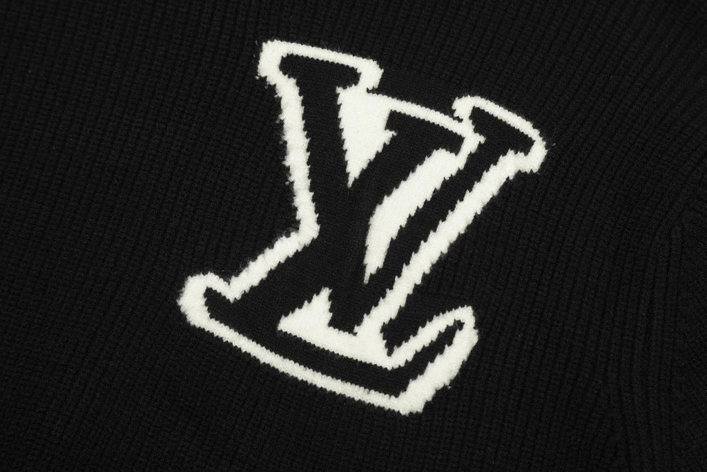 'LV' Knit - Style Outlet